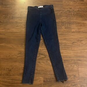 Free People Designer Dark-washed Jeans, size W24, not listed in sizes.